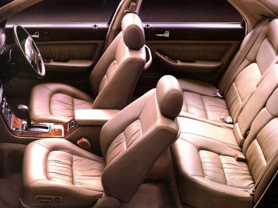  Honda Legend 1990 года  (фото 8 из 11)